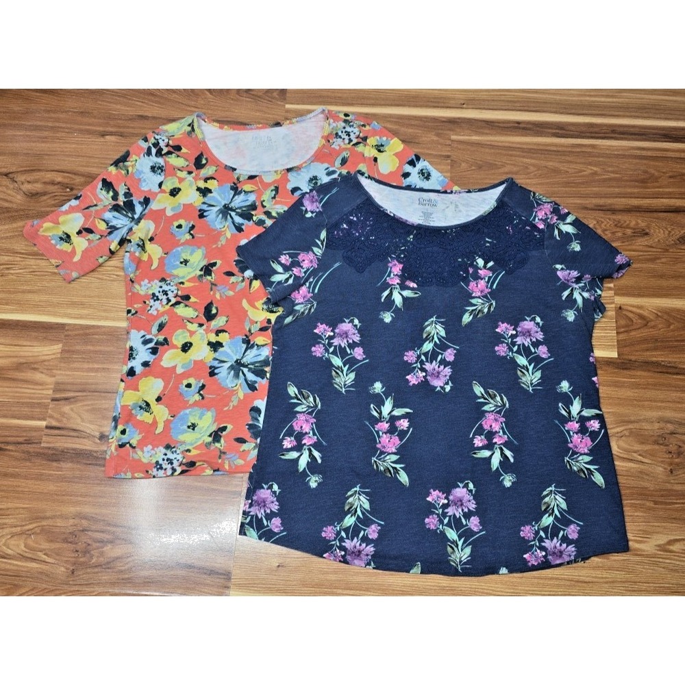 Lot Of 2 Women's Size Large Floral Top Short Sleeve Time & Tru Croft & Barrow